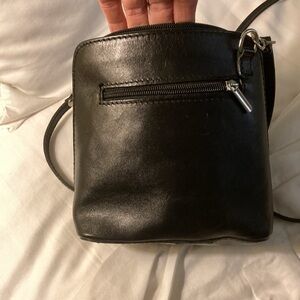 Vera Pelle Genuine Leather Made in Italy Black Purse